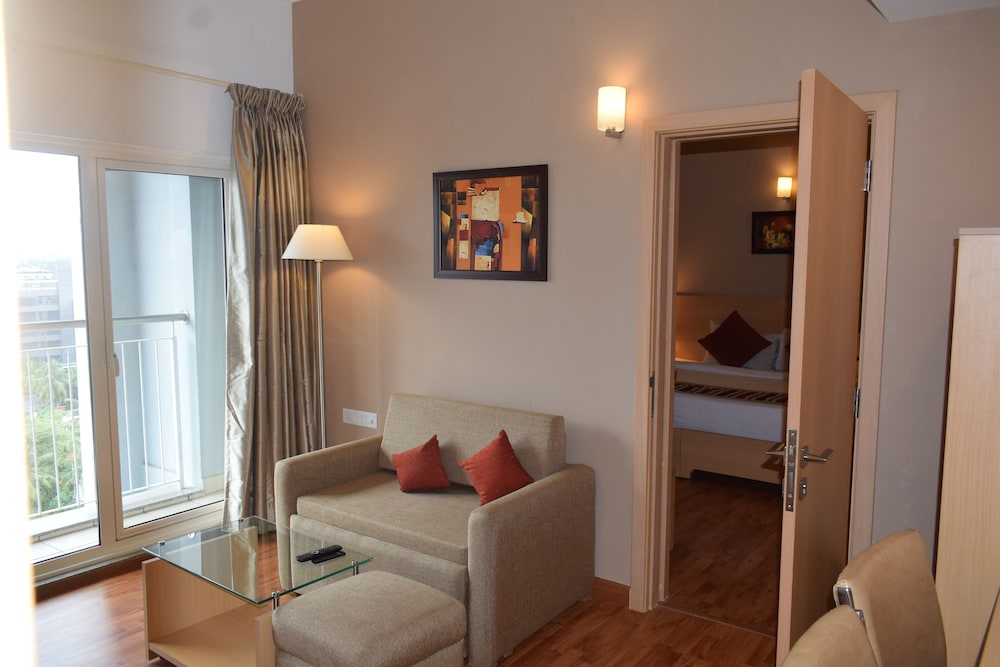 Starlit Suites Kochi 24/38