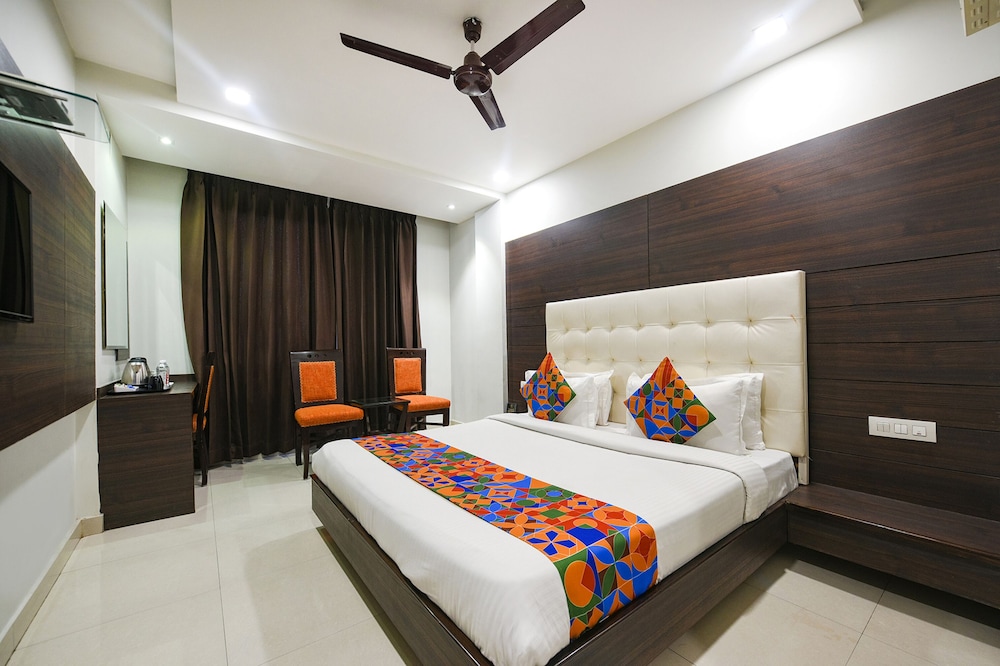 FabHotel KK Continental Albert Rd 15/42