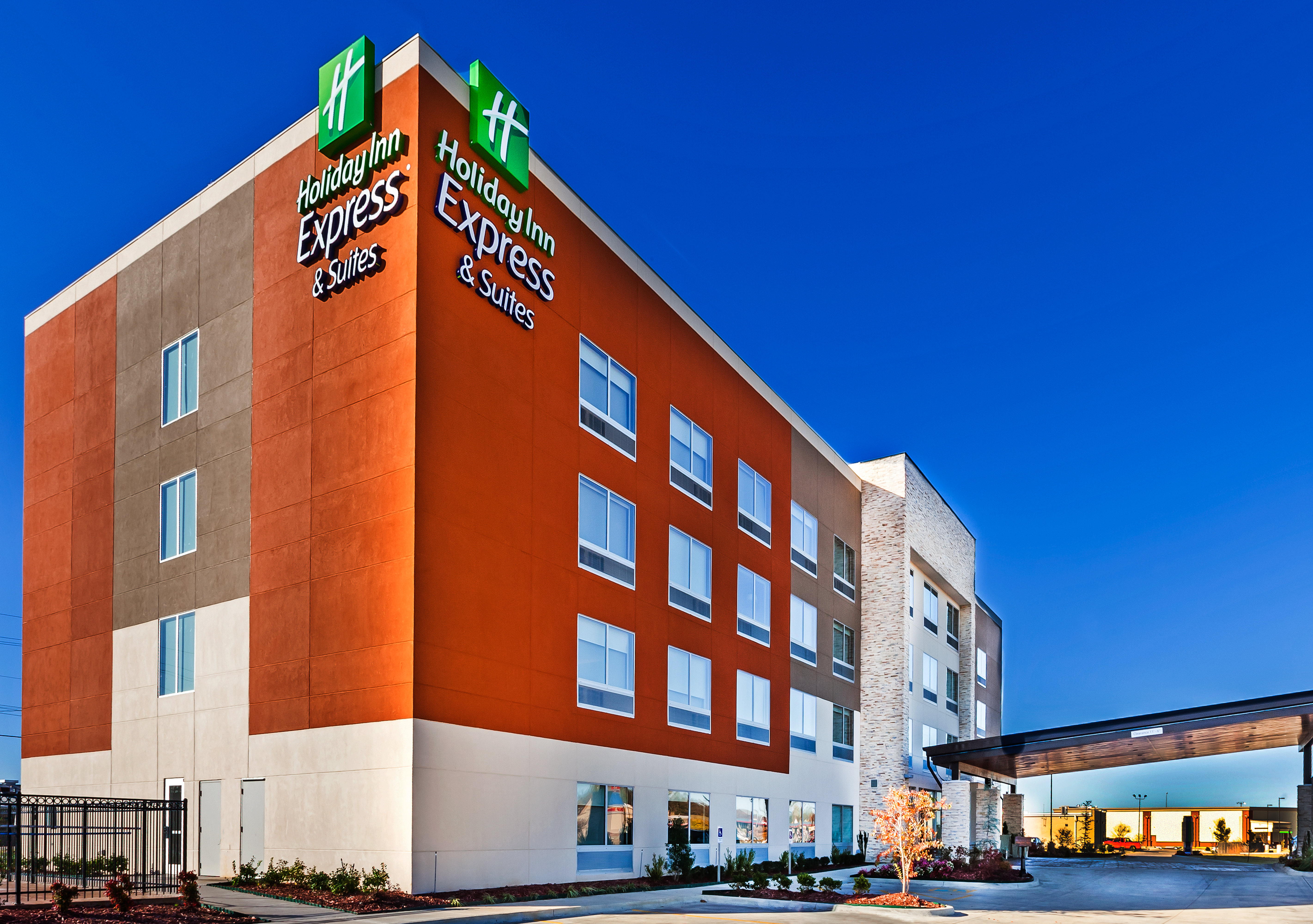 Holiday Inn Express Suites Tulsa West Sand Springs 6/52