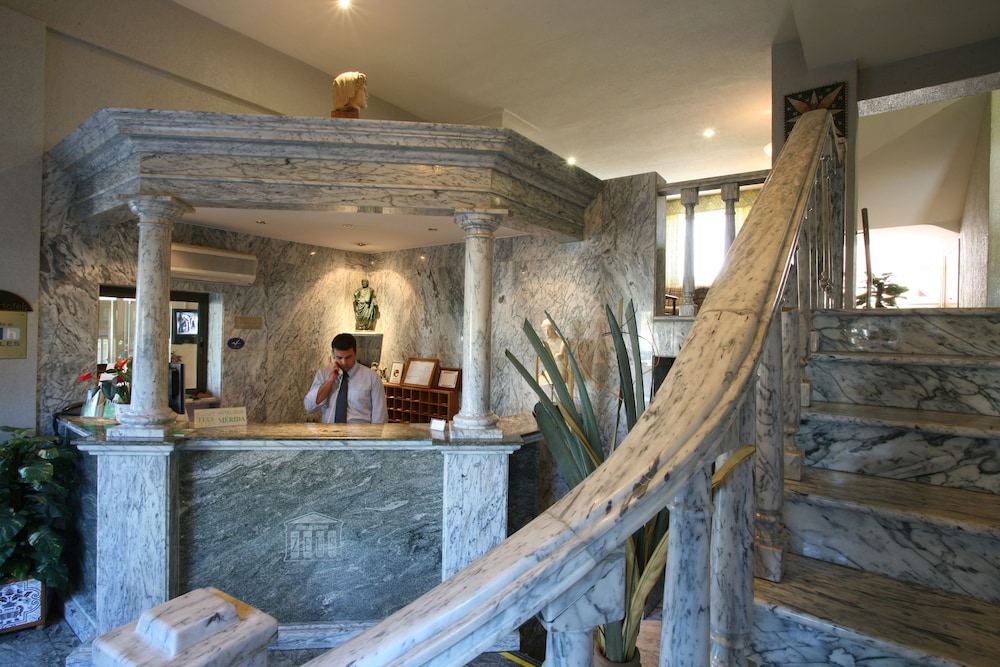 Hotel Zeus 15/59