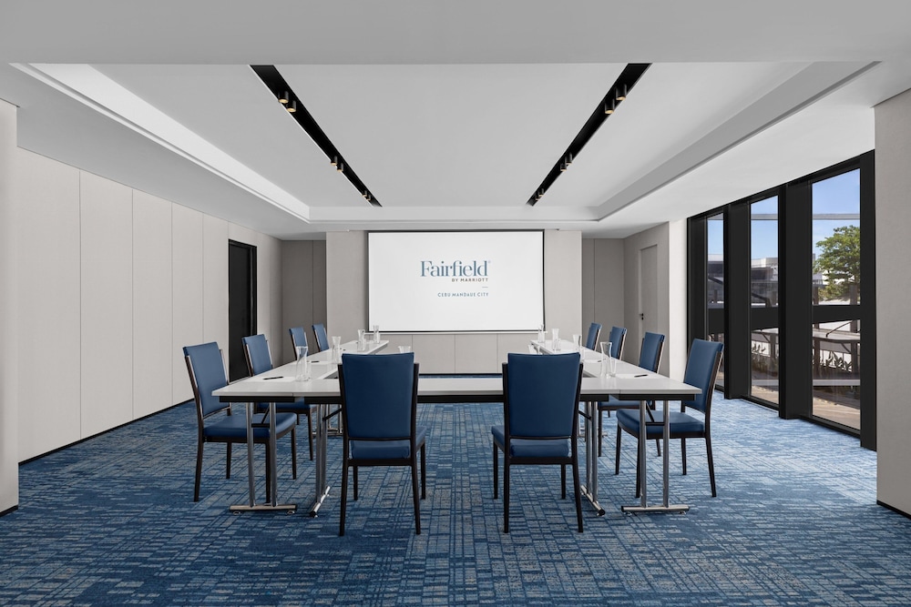 Fairfield by Marriott Cebu Mandaue City 18/22