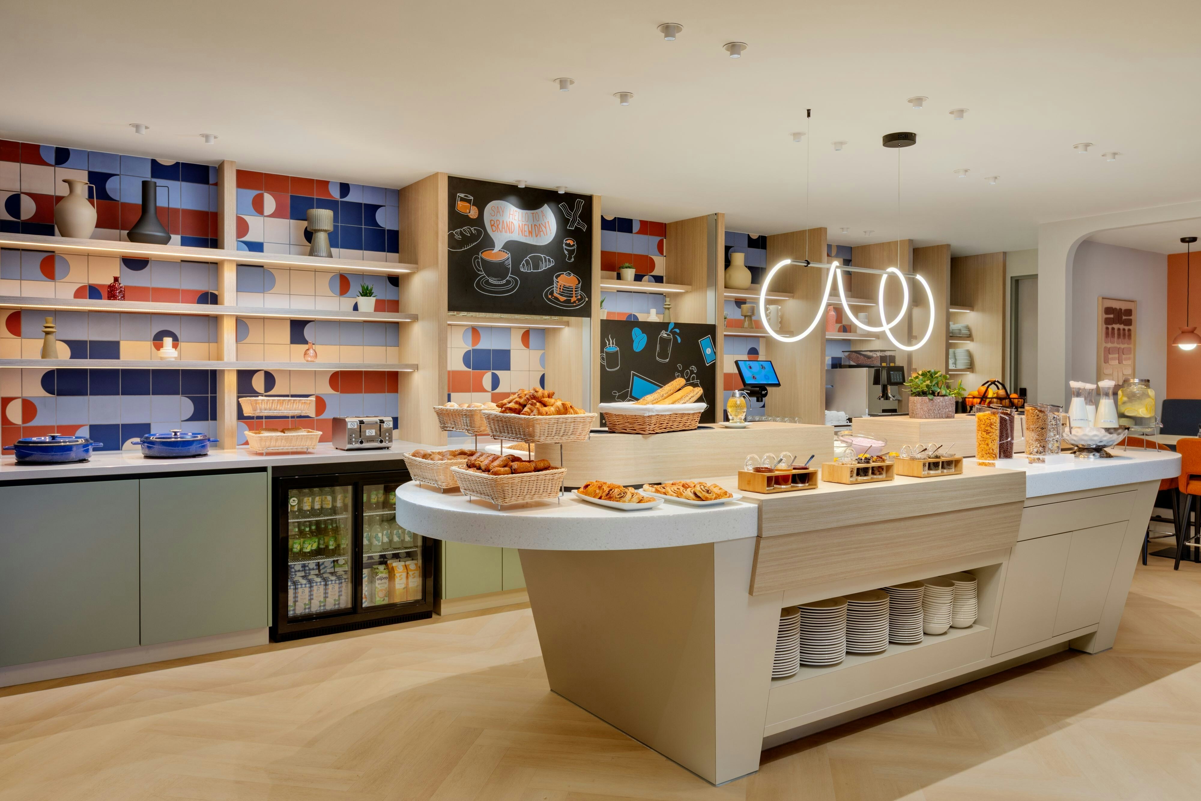 Corendon Apartments Amsterdam Schiphol Airport Hotel 2/11
