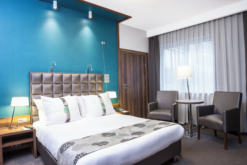 غرفة قياسية بسرير كوين لذوي الإعاقة، Holiday Inn Krakow City Center 2/3