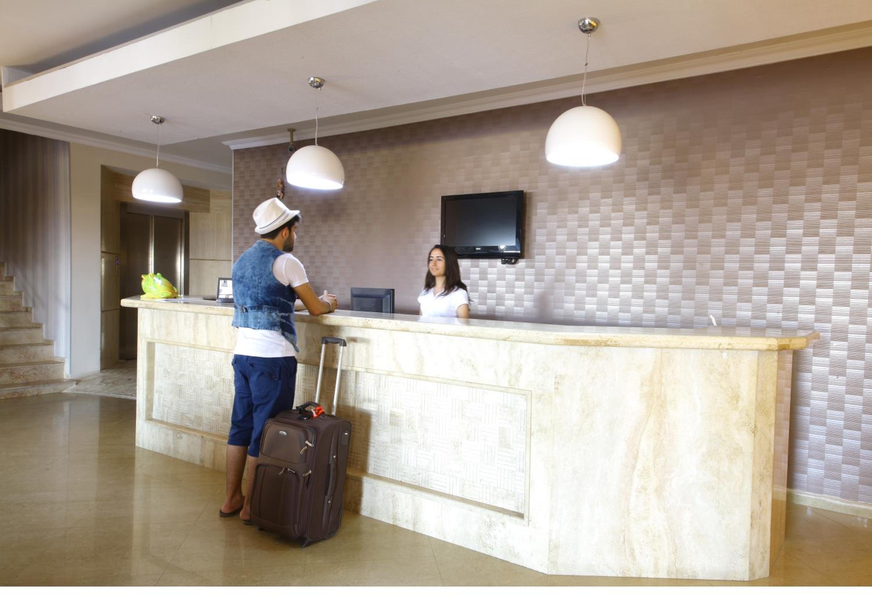 Acem Hotel 6/50