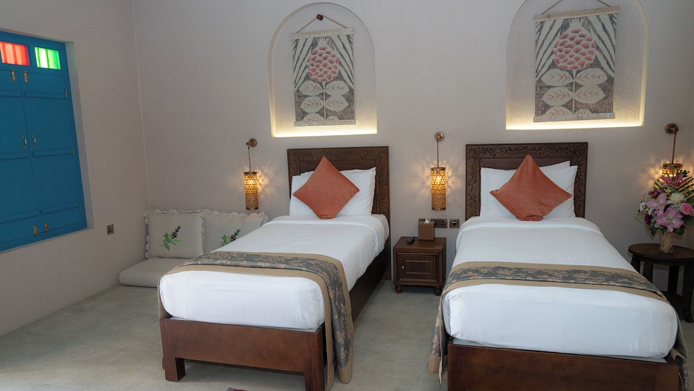 Nozol Al Rayaheen Sharjah Retreat 16/61