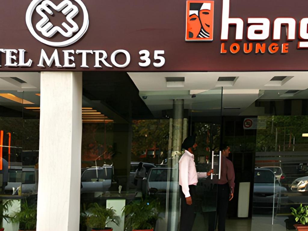Hotel Metro 35, Chandigarh