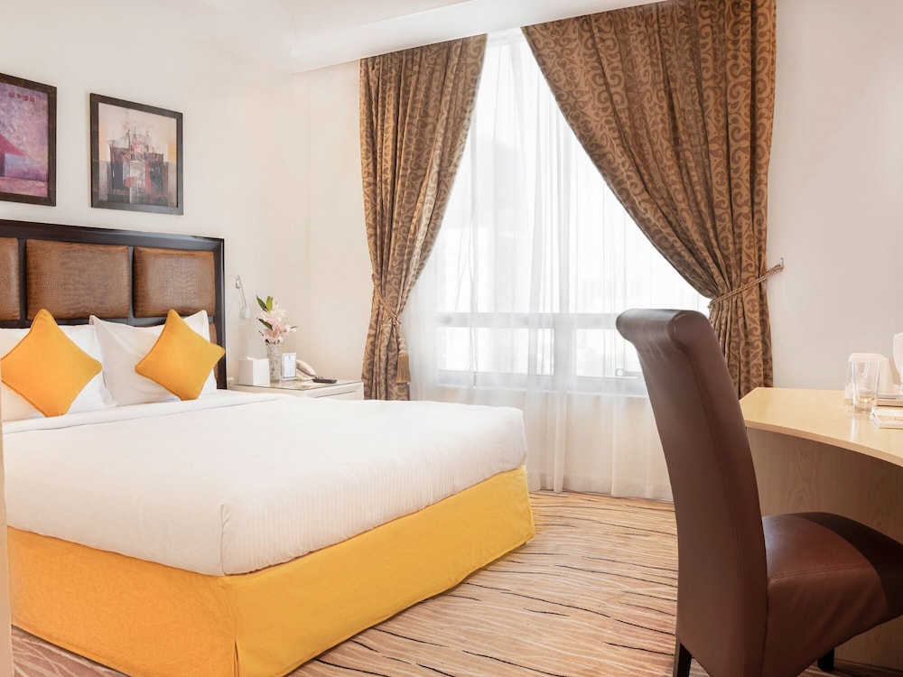 Plaza Inn Doha 5/50