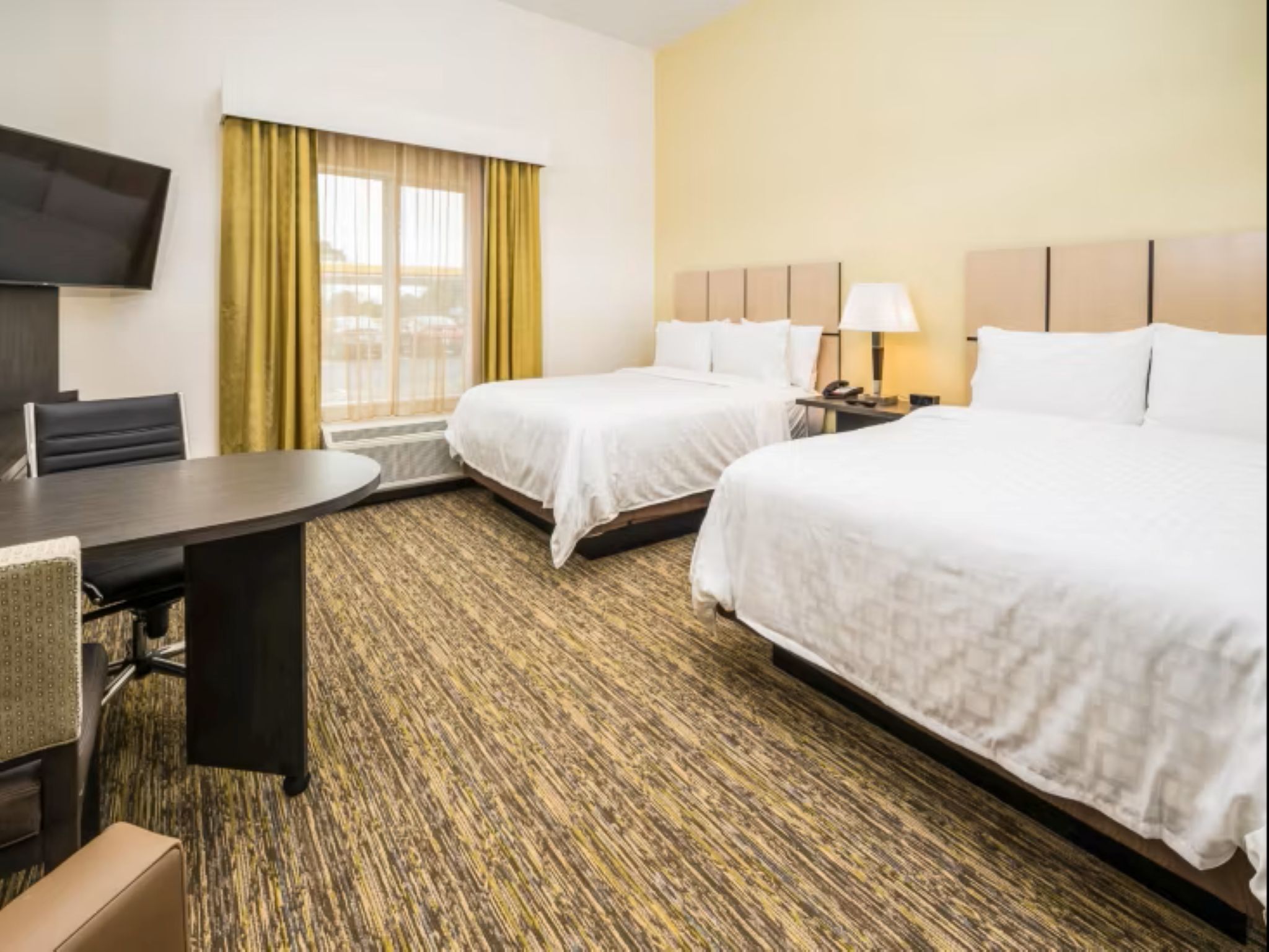 Studio, 2 Queen Beds, Accessible