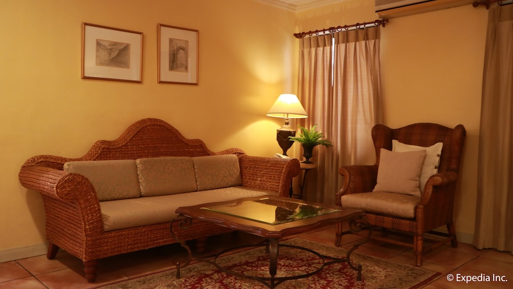 Sophia Suites Residence Hotel 19/45