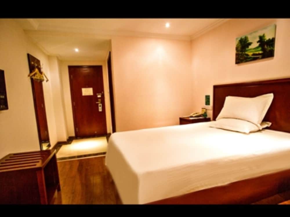 Greentree Inn Lianyungang Guanyun Wenzhou Shangmaocheng Express Hotel 4/19
