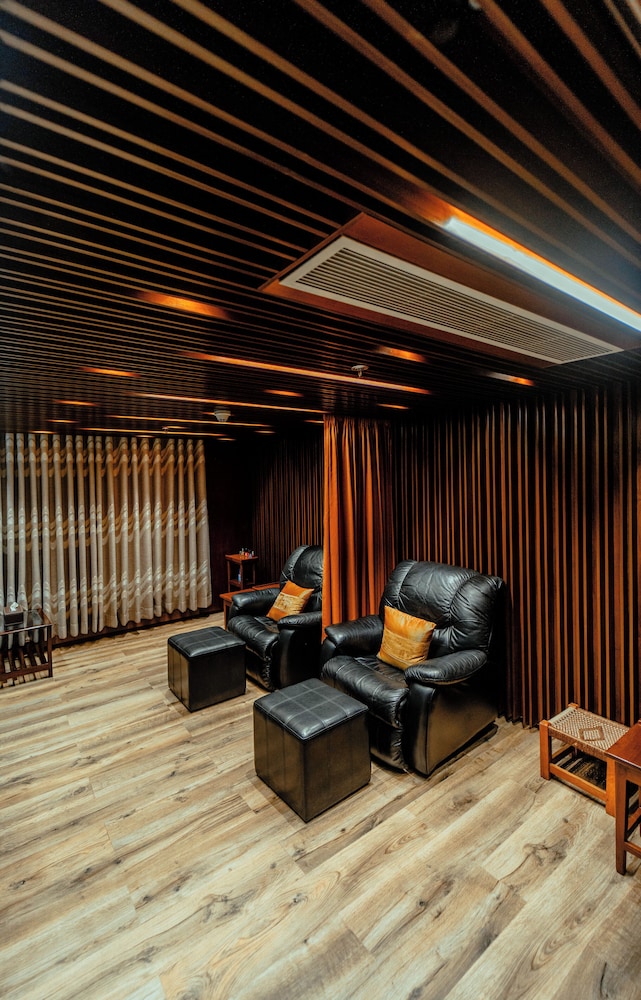 THE PENINSULA CHITTAGONG 31/60