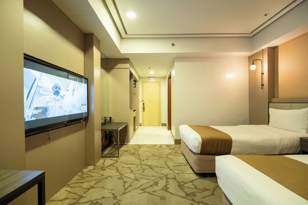 L'Fisher Hotel 14/50