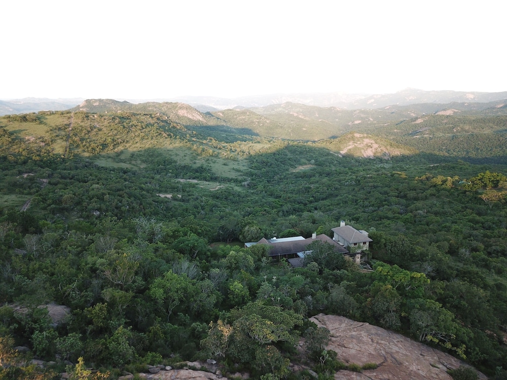Tomjachu Bush Lodges 66/74