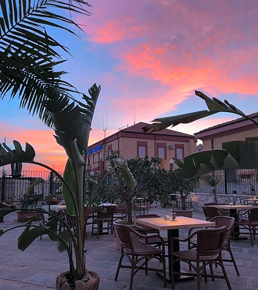 Hotel Al Faro 70/75