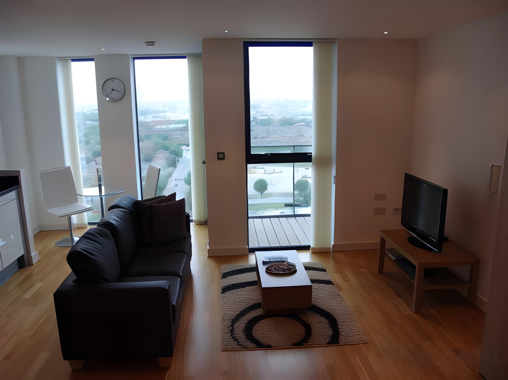 STUDIO, APARTMENT