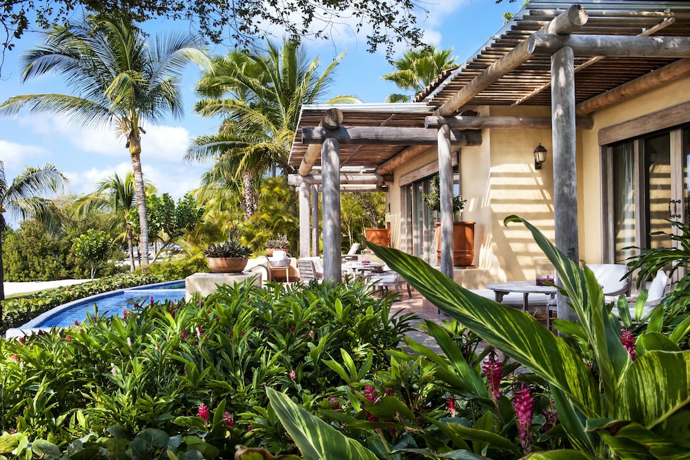 St Regis Punta Mita Resort 48/76