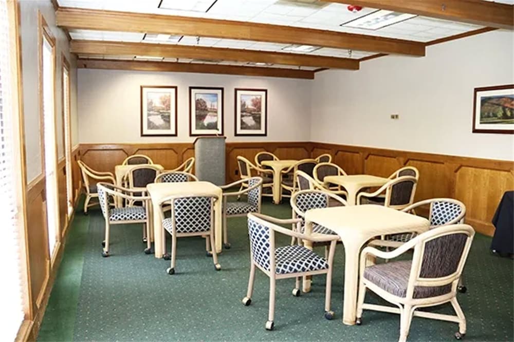 Columbia Lakes Resort and Conference Center 23/41