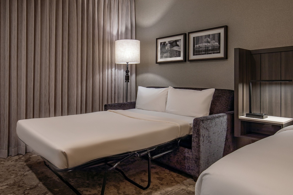 The Artisan at Tuscan Village, Salem, a Tribute Portfolio Hotel 6/50