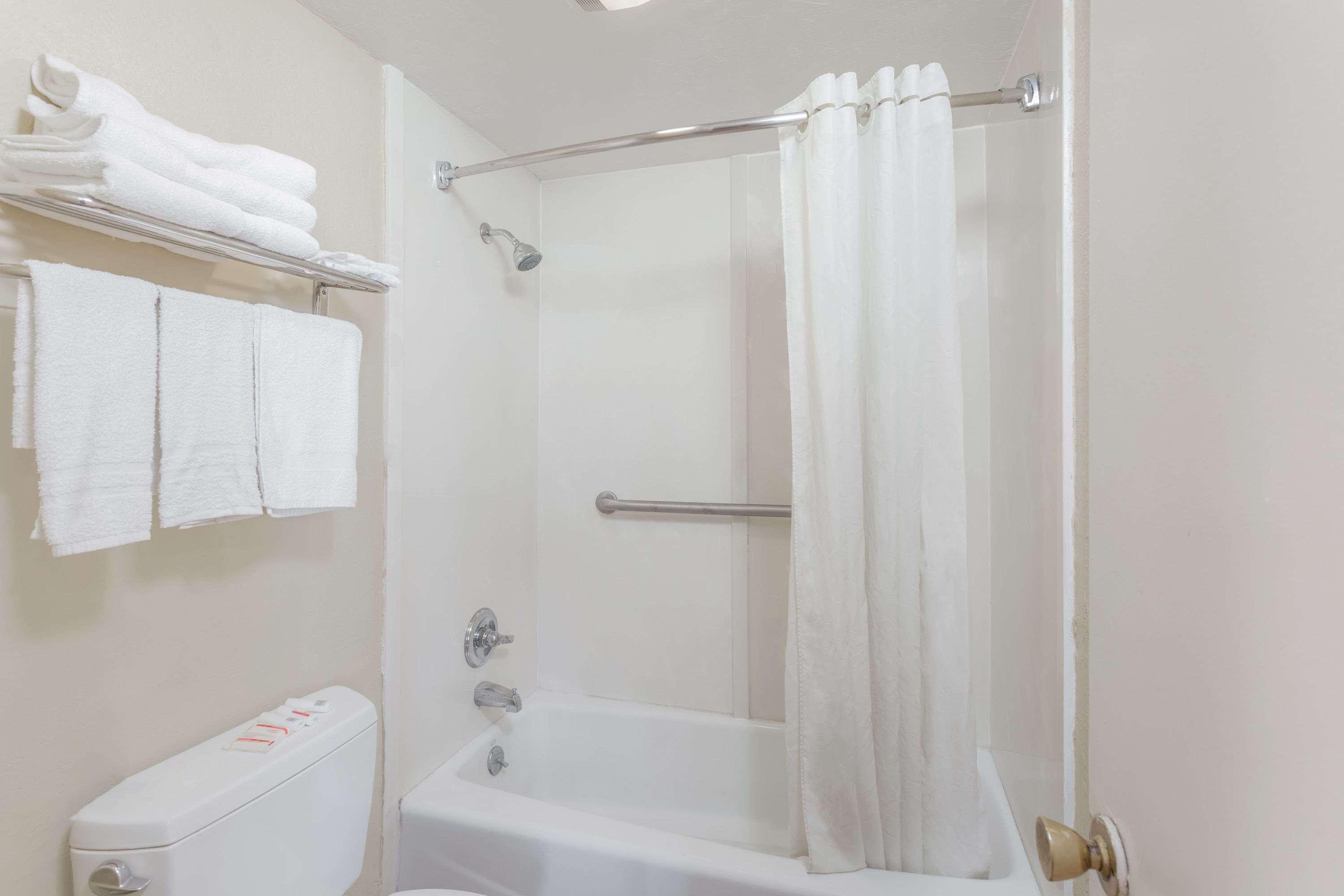 Tri City Inn 14/15