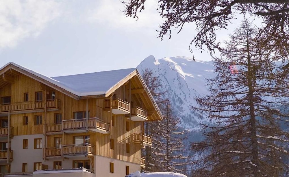 Madame Vacances - Residence Les Balcons Des Airelles 25/27