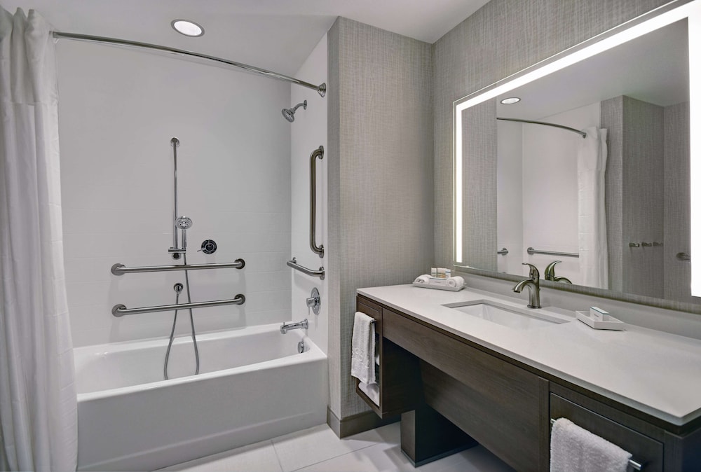 Home2 Suites by Hilton Blacksburg 11/51