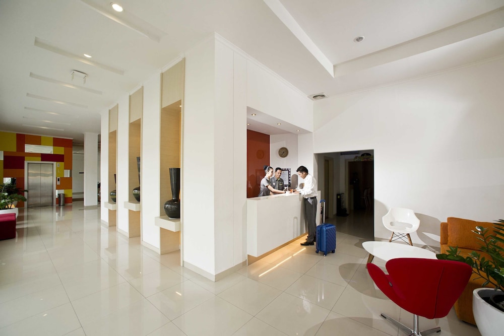 Zuri Express Hotel Pekanbaru 2/33