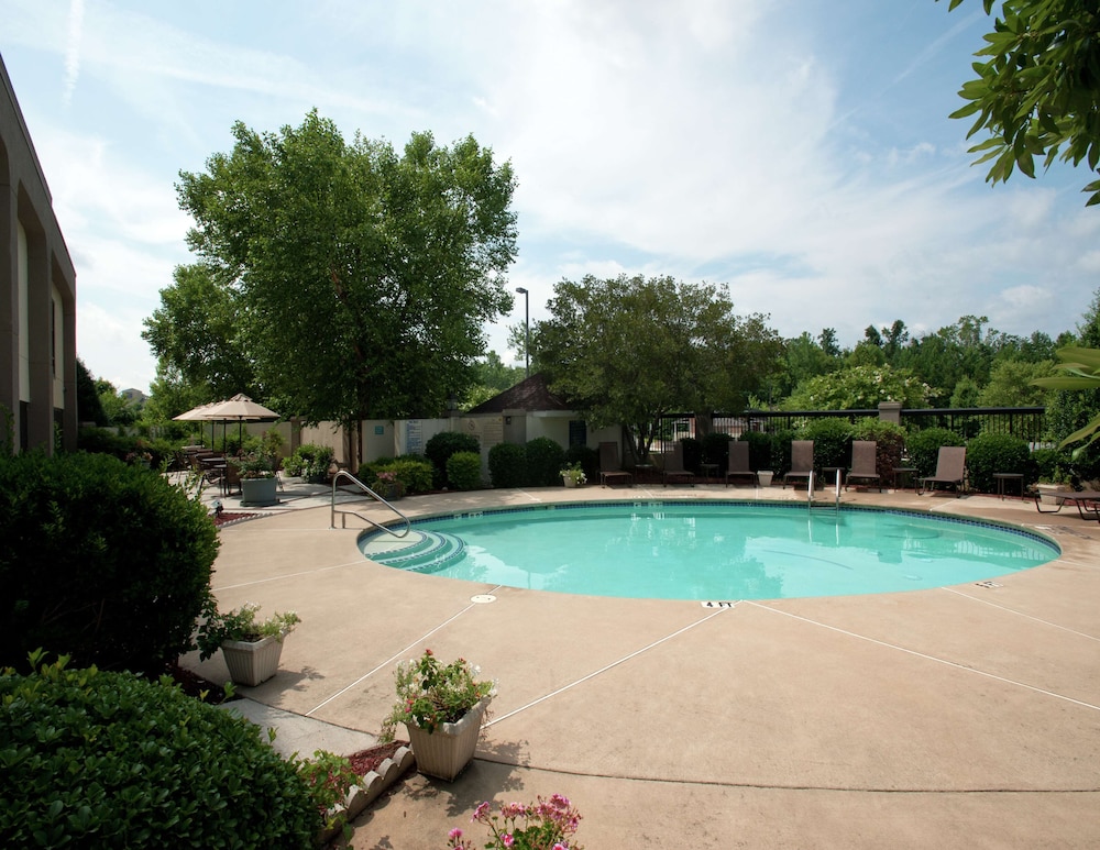 Hampton Inn By Hilton Concord/Kannapolis 18/35