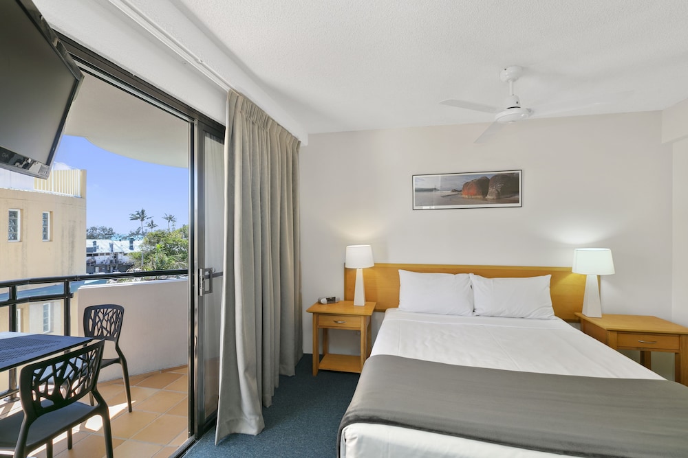 Caribbean Resort 30/70