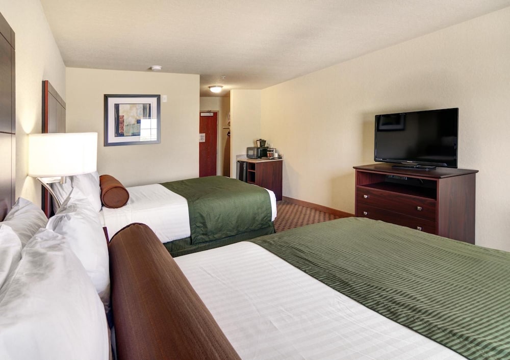 Cobblestone Inn Amp Suites Big Lake Tx 21/80