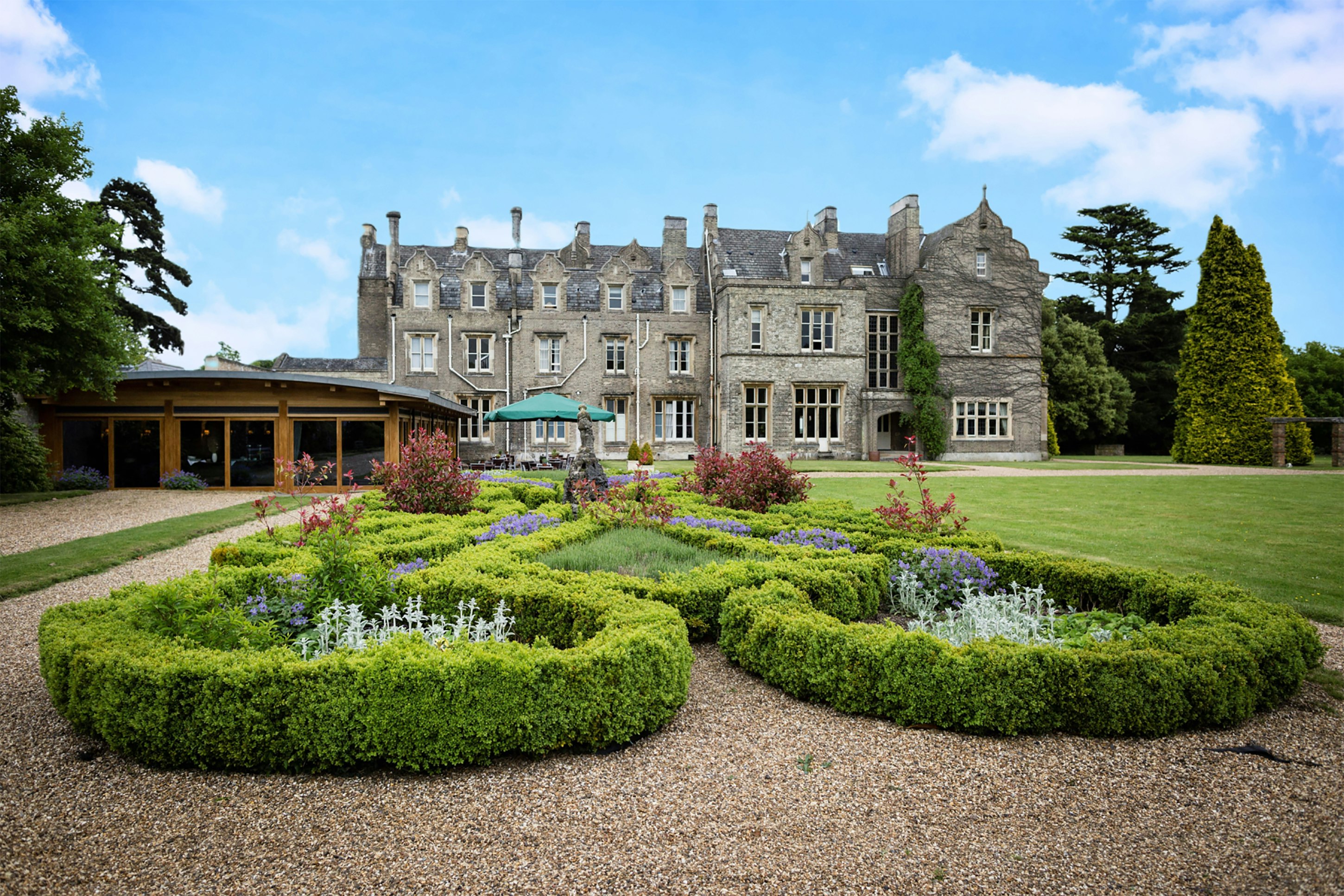 Shendish Manor Hotel & Golf Course 69/77