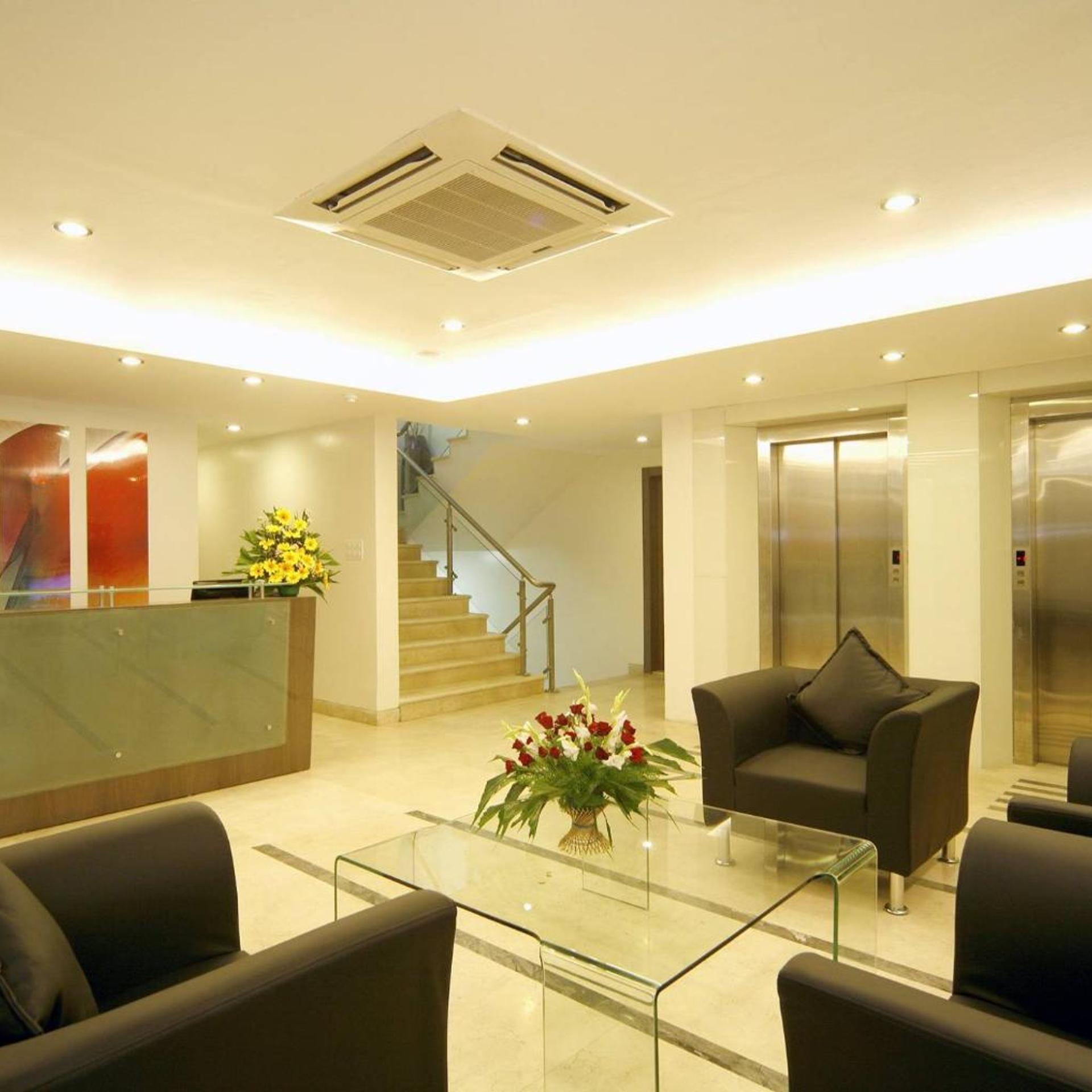 Oyo Premium Deccan Apte Road 31/55