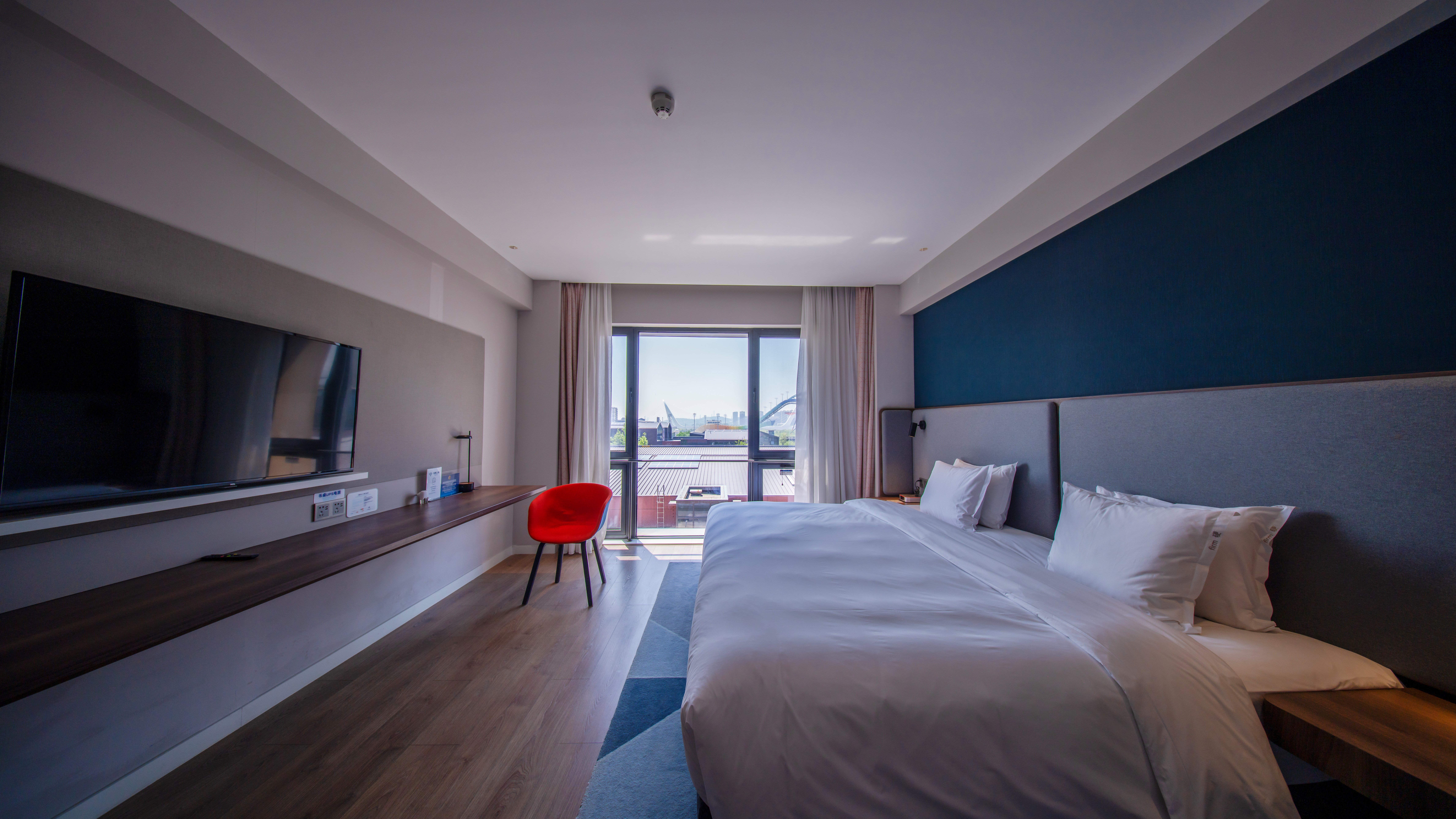 Holiday Inn Express Beijing Shijingshan Parkview 12/50