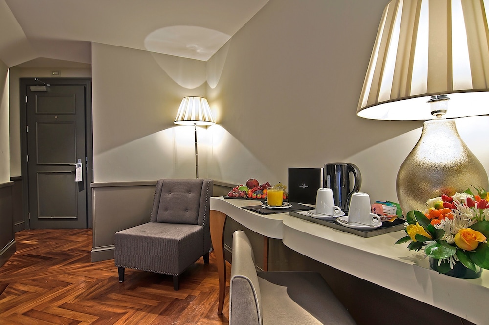 Hotel Lunetta Rome 29/43