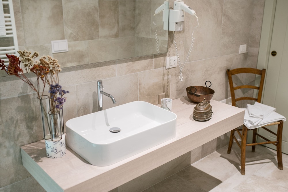 Masseria Fontana Di Vite 12/63