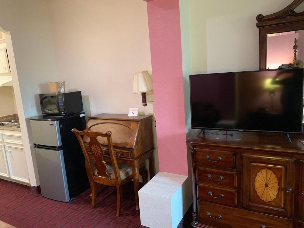 Baymont by Wyndham Texas City 49/59