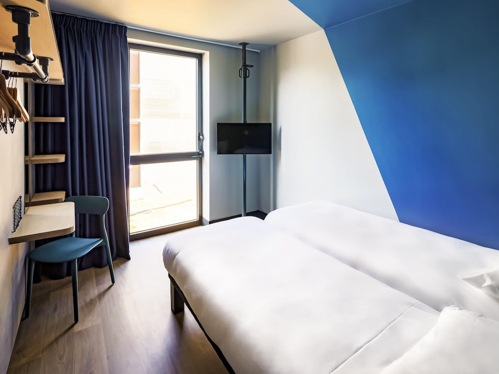 Ibis Budget La Rochelle Centre 11/50