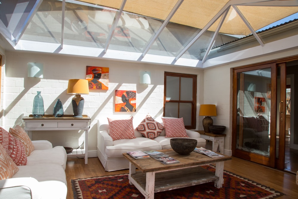 Summit Place Guesthouse 47/72
