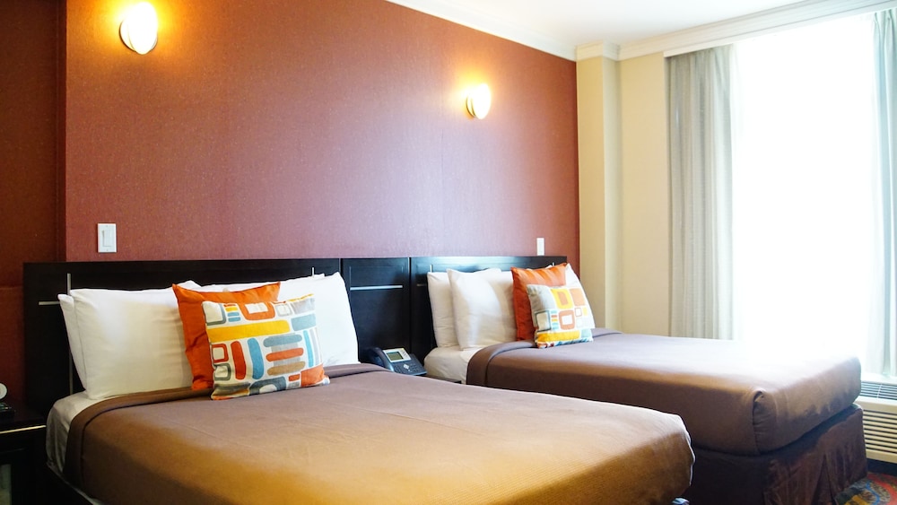 Nesva Hotel 13/37