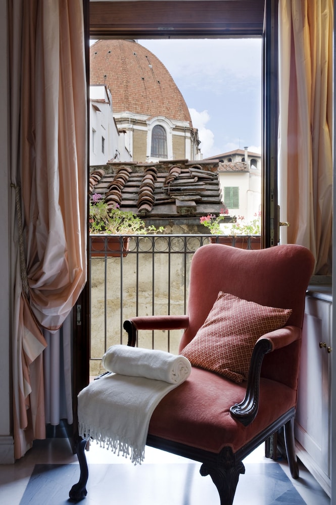 Alloro B&B 25/45