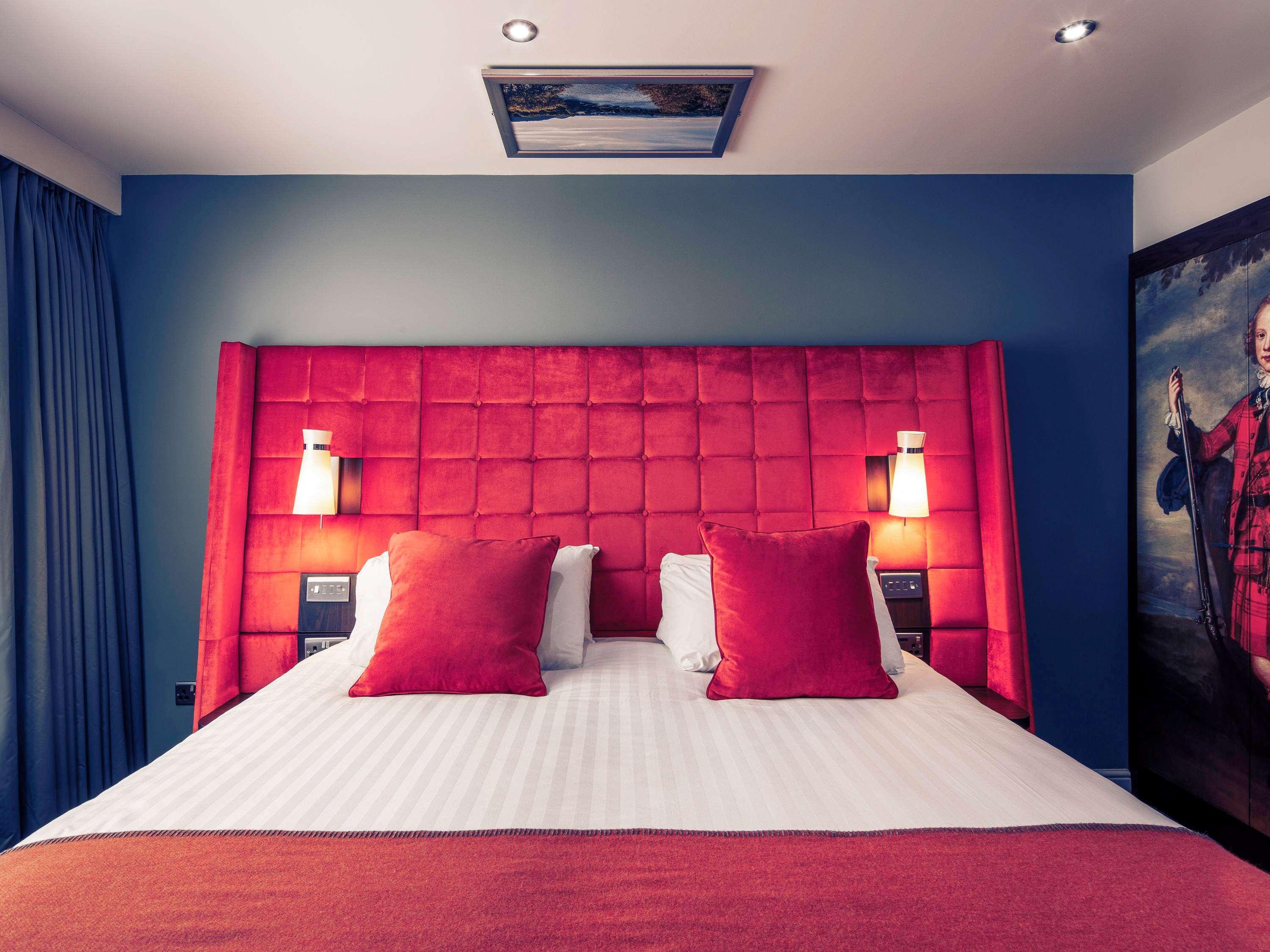 PRIVILEGE, DOUBLE BED, RIVERSIDE OR OLD TOWN VIEW