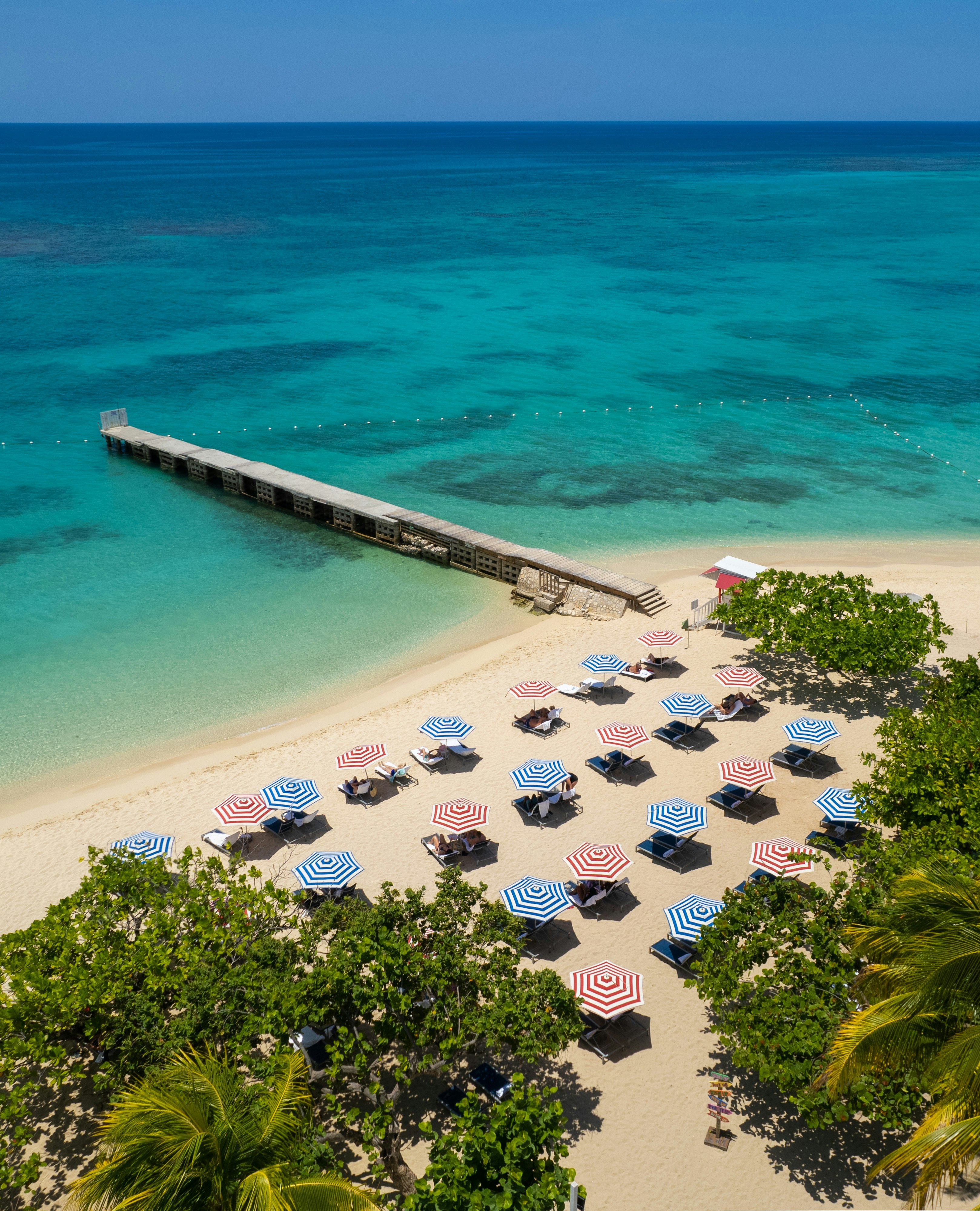 S Hotel Montego Bay 71/78