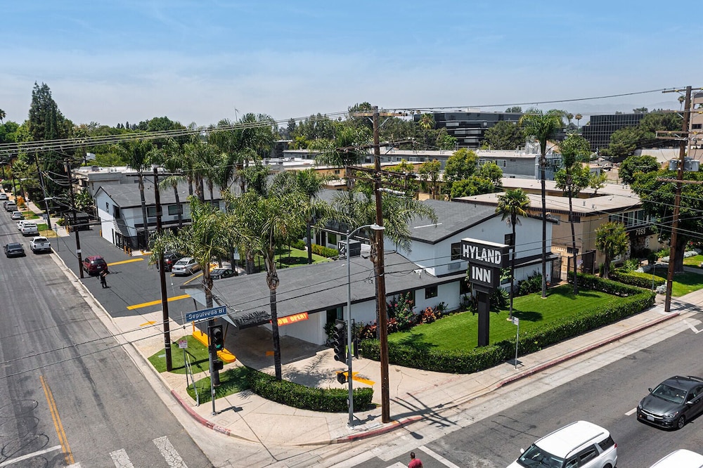 Hyland Motel Van Nuys 31/50