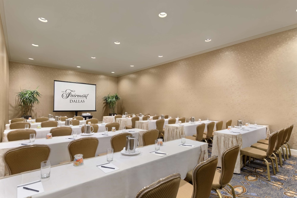 Fairmont Dallas 57/73