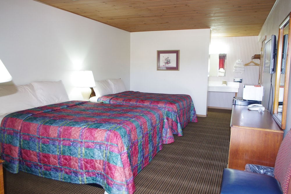 Love Hotels Western Holiday at Harlan Lake NE 14/51