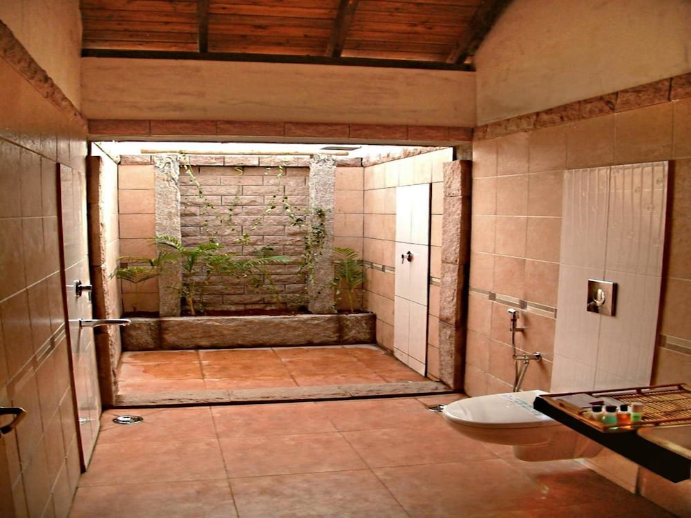 KADAMBAVANAM ETHNIC RESORT 11/42