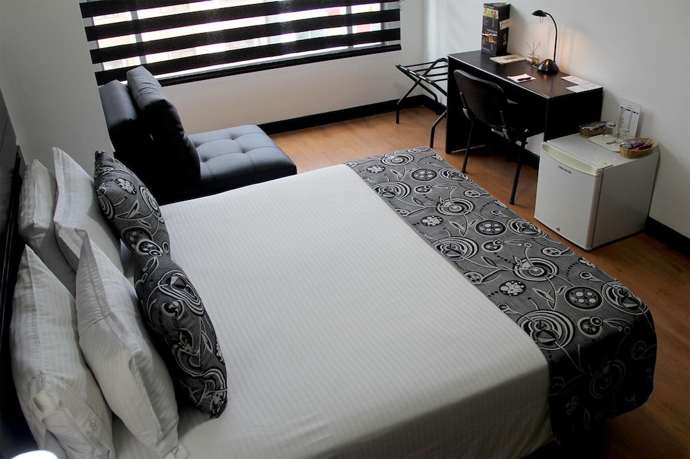 HOTEL SANTAFE REAL 15/23