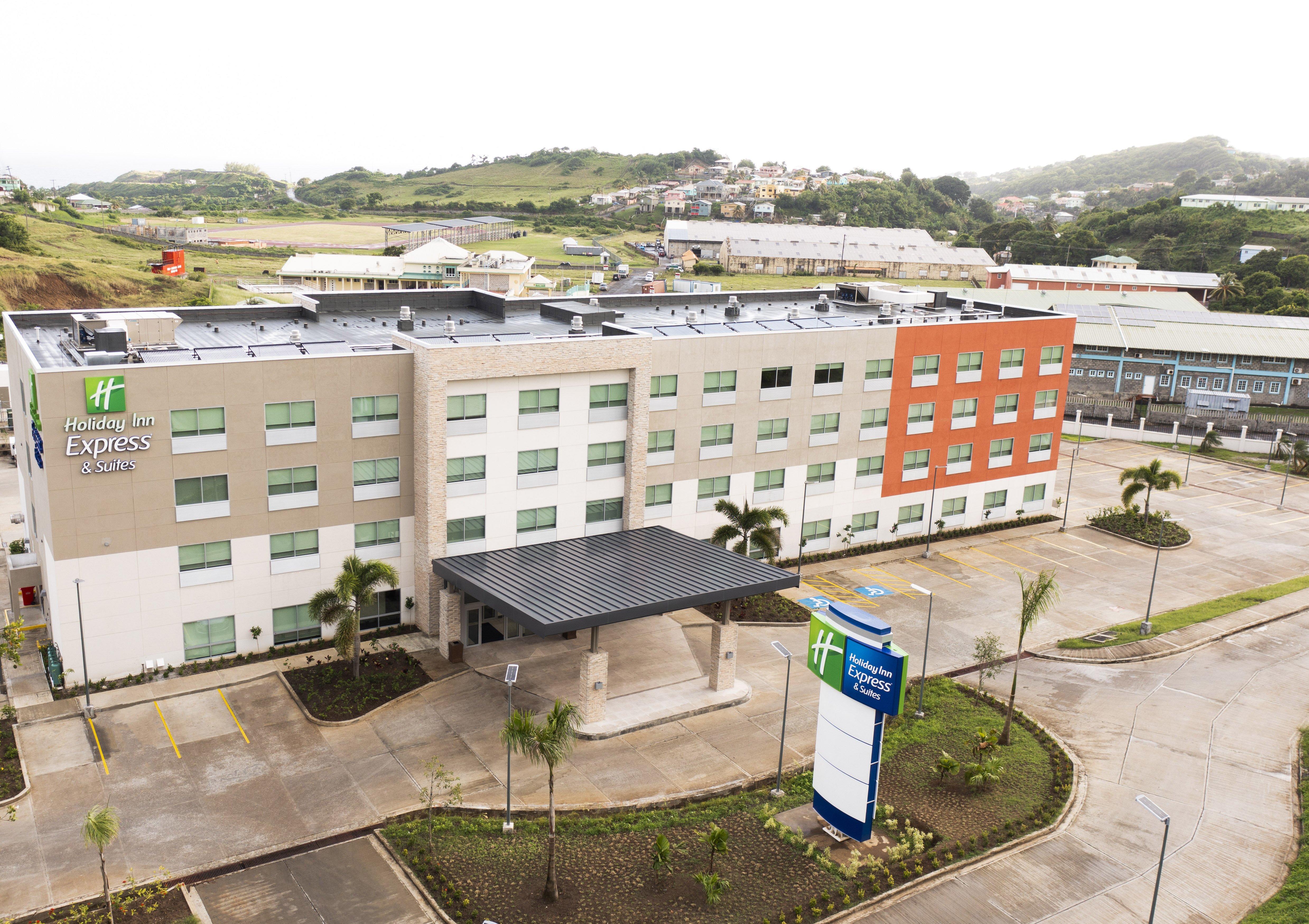 Holiday Inn Express & Suites DIAMOND 3/59