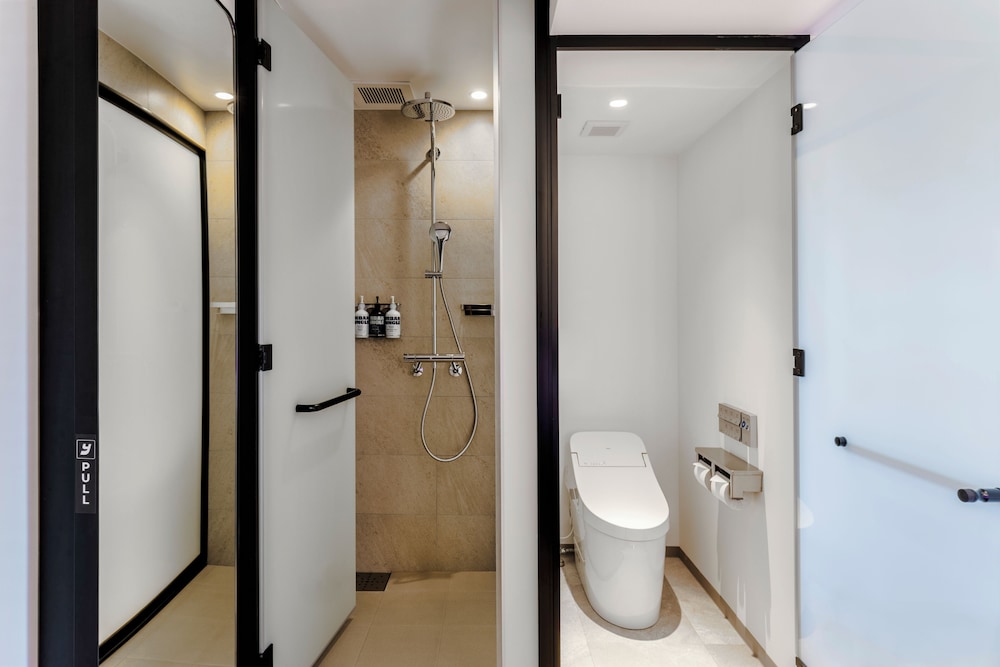 YOTEL Tokyo Ginza, Select by Hilton 44/50