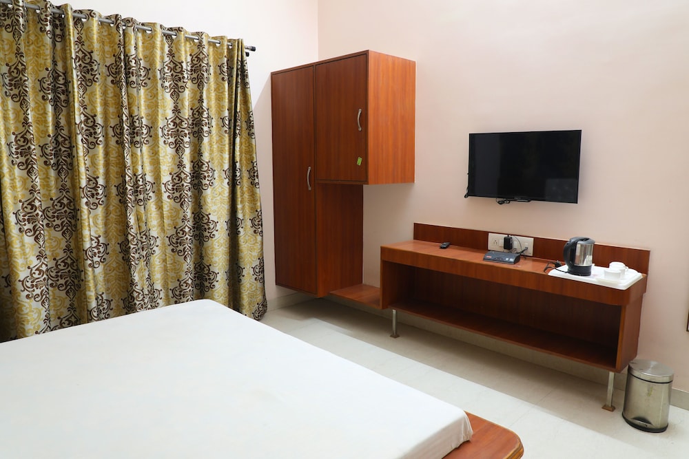 Hotel Panigrahan 12/27