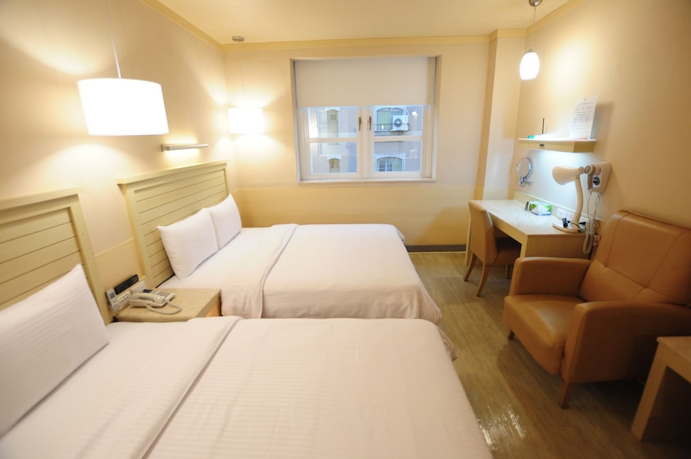 Kindness Hotel Liouhe Night Market Zhongzhen 4/51